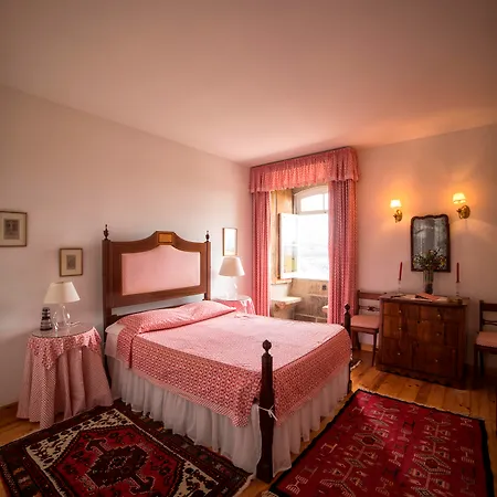 Casa De Vilarinho De S. Romao 3*