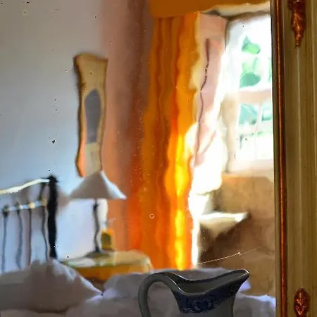 Casa De Vilarinho De S. Romao