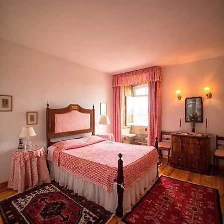 Casa De Vilarinho De S. Romao 3*