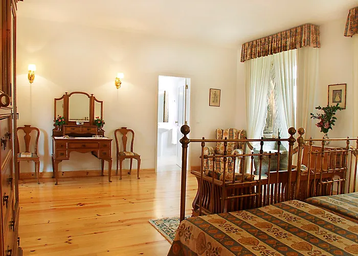 Casa De Vilarinho De S. Romao