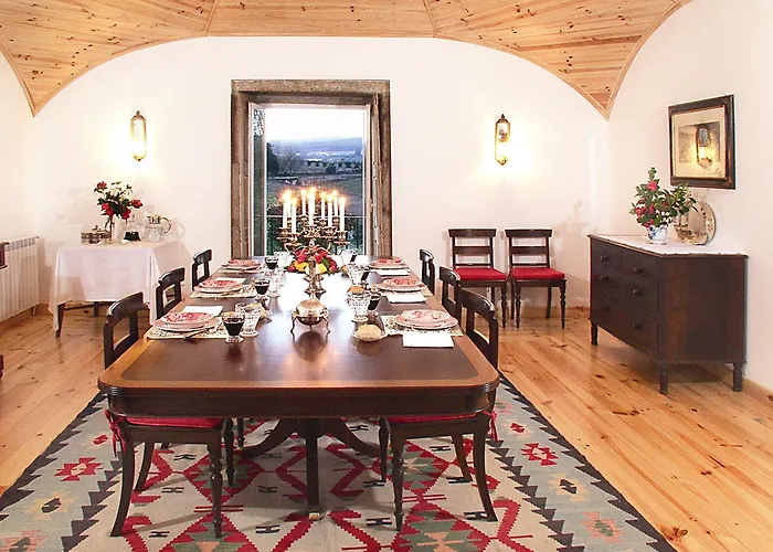 Casa De Vilarinho De S. Romao Πανσιόν