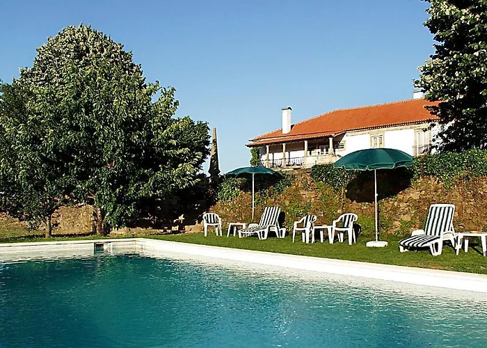 Casa De Vilarinho De S. Romao 3*