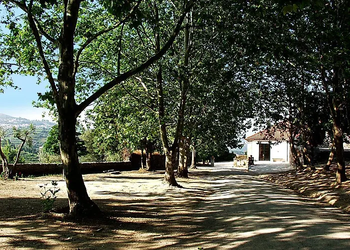 Casa De Vilarinho De S. Romao