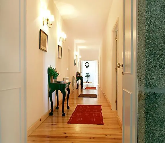 Casa De Vilarinho De S. Romao 3*