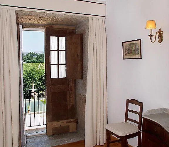 Casa De Vilarinho De S. Romao Πανσιόν