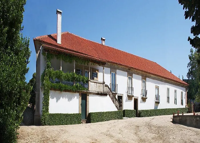 Casa De Vilarinho De S. Romao Sabrosa