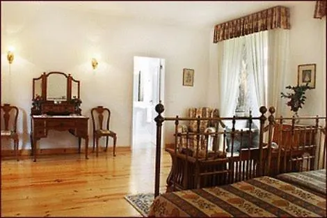 Casa De Vilarinho De S. Romao